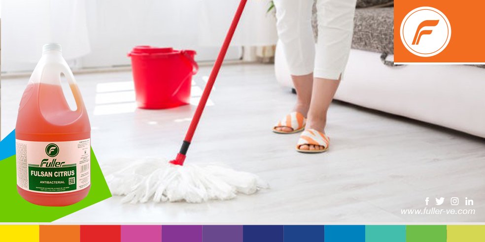 Fuller_ve's tweet photo. #Fulsan elimina las bacterias que provocan los malos olores en baños, cocinas, pisos y otras áreas del #hogar, además sus ingredientes detergentes limpian profundamente todas las superficies.
#Fuller https://t.co/NSVz6pYmpY