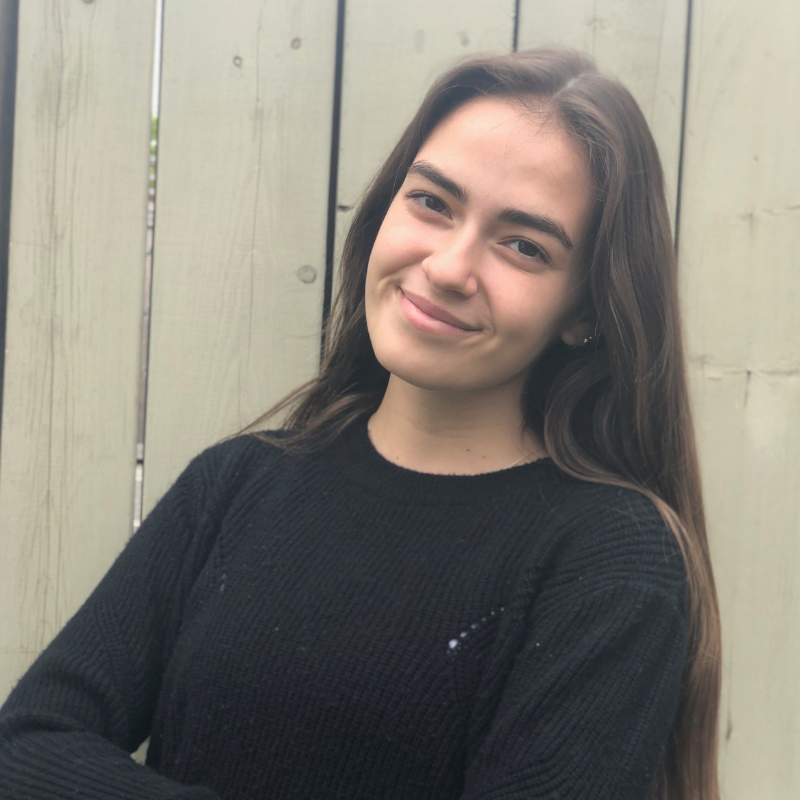 DianaAward's tweet photo. Claire and Sarah Jordan are Canadian sisters working together to feed their community through @DailyBreadTO

What started out as a food drive on their street has now become a community movement in the @cityoftoronto involving over 100,000 students.
#YouthDay https://t.co/9C6lspBVM8