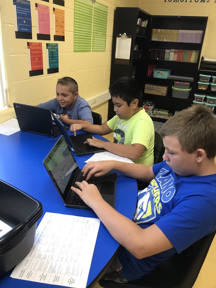 MsJones6th's tweet photo. Getting started on our school wide procedures projects! Can’t wait to see how they turn out! @PlanoPanthers https://t.co/BFCcmpfinD