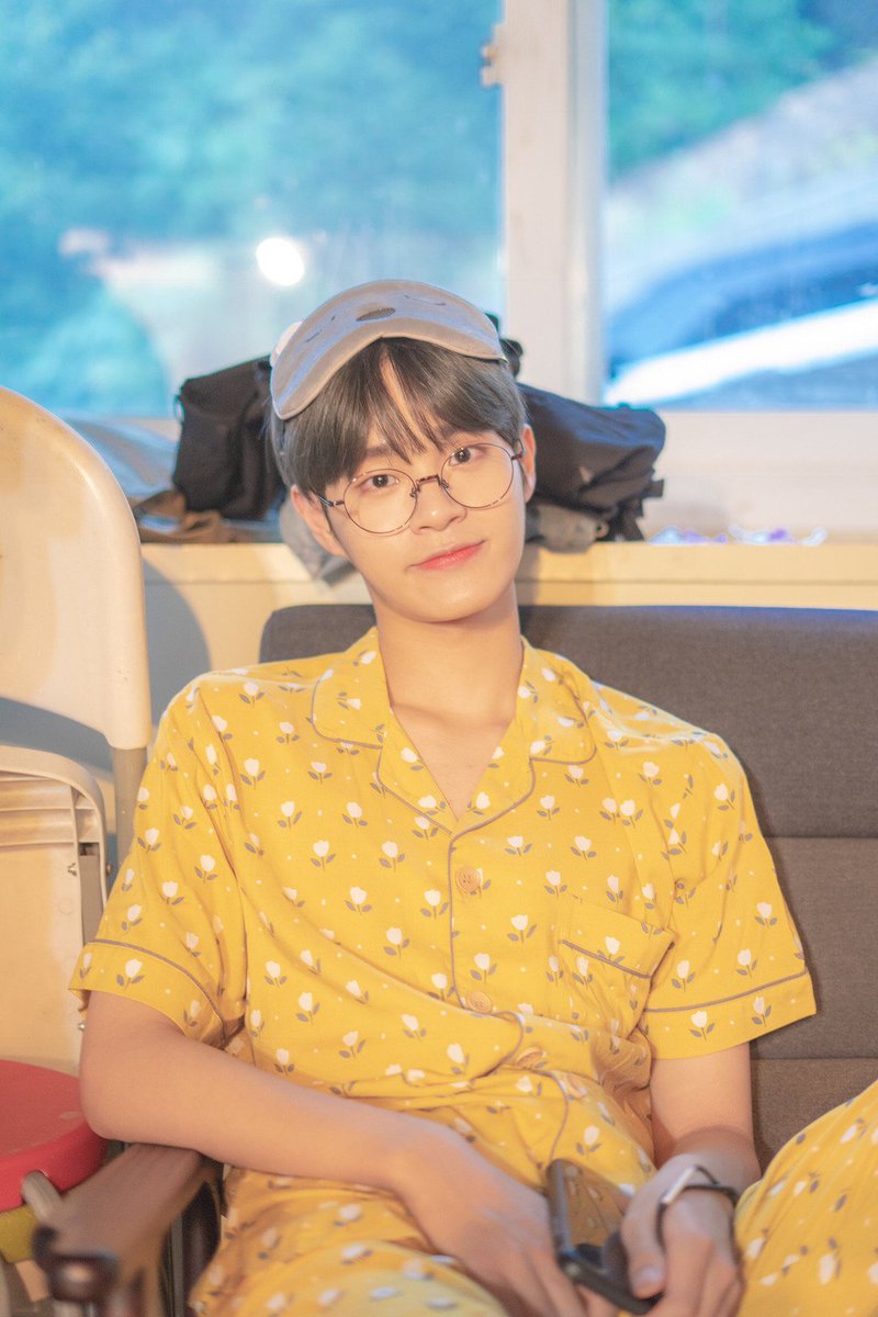 n년 전 오늘의 이대휘 tweet media