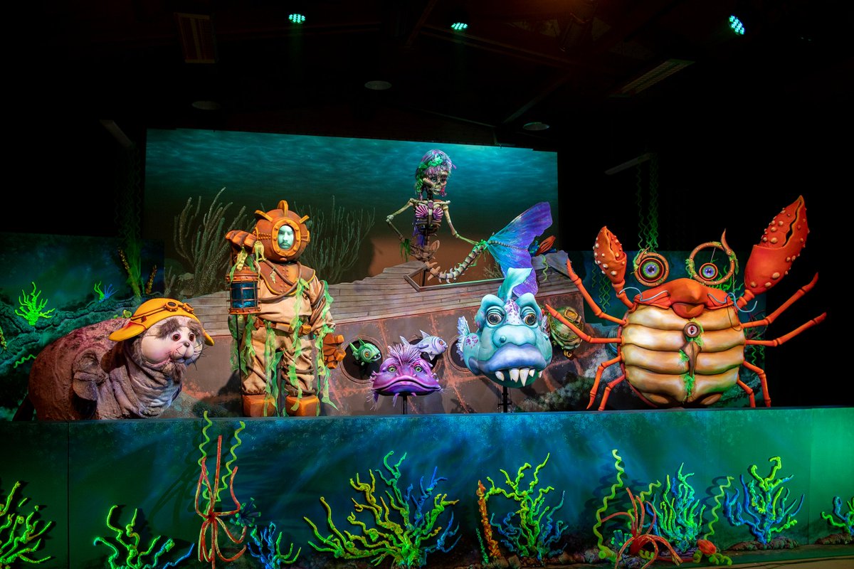 Encore quelques dates pour notre "Folie sur l'épave" sont disponibles! Le spectacle de marionnettes géantes s'achèvera cette saison le mercredi 28 août ! Tarifs et informations sur shmp.qc.ca/foliesurlepave… #shmp #folie #marionnettes #rimouski #famille