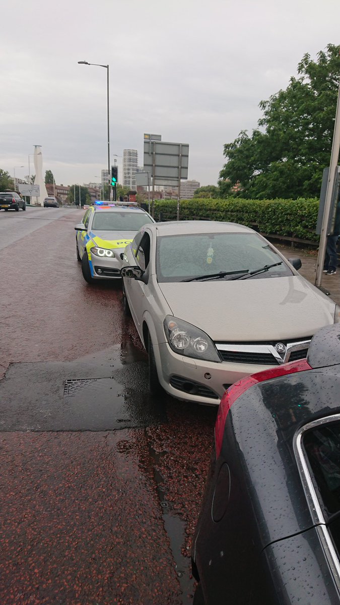 _11ZERO3_'s tweet image. TPAC tactics used again to stop this Astra in @MPSBarkDag, this time the driver provided a positive @DrugWipeUK test for cannabis and was arrested.

No grounds to seize the vehicle on this occasion but it&apos;s one that will no doubt come again.
#RTPC #TPAC #VisionZero