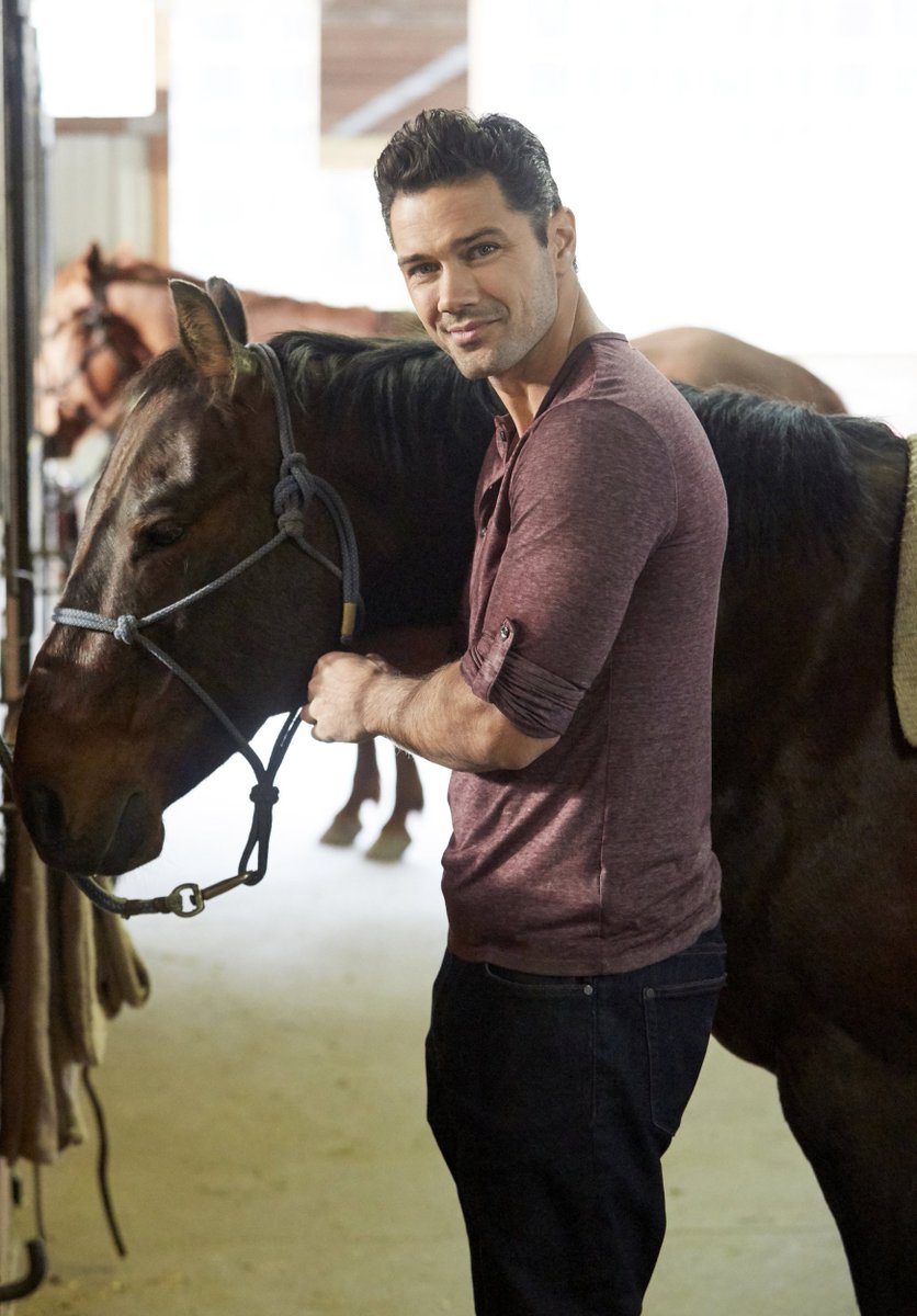 angelofpeace31's tweet image. This interview was probley the most jittery nervous I have been and yes I do get those moments trust me but Ryan Paevey was even more gracious and kind and such a sweetheart and besides being hello handsome 😍 he truly is a special person and soul !