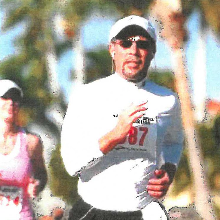 HopeHCS's tweet photo. Help Hope board member Charles Idelson raise money for Hope Kids Care! He'll be running the NYC marathon to support this great cause - give online at https://t.co/Vi8P1OoXwp https://t.co/J3l72XzXbg