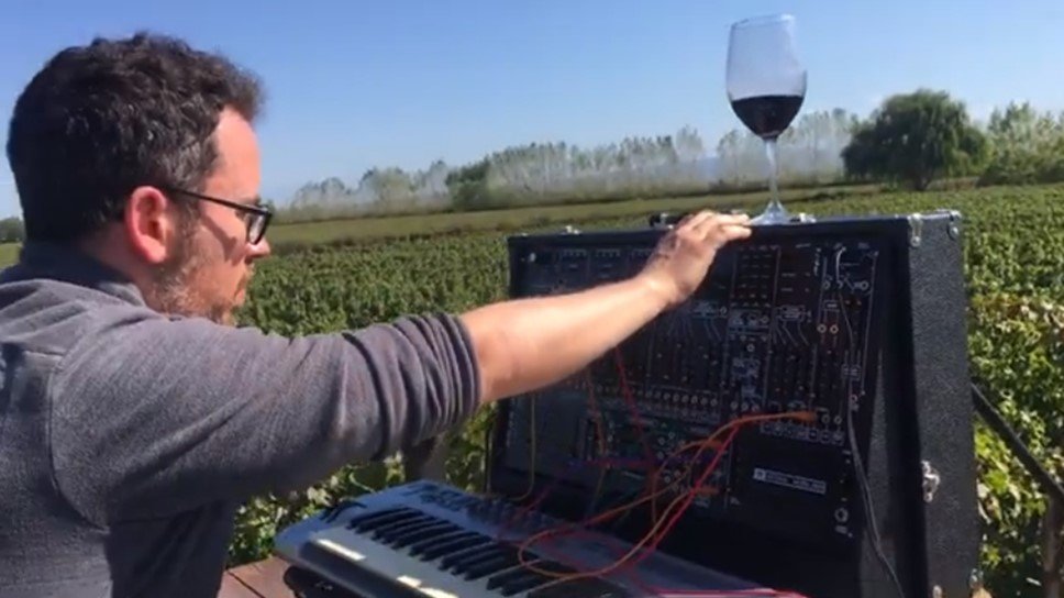 Vinophonics was the world leading tech innovation on show at <a href="/sonarplusd/">Sónar+D</a> 
costaflores.com/en/news/Vinoph…