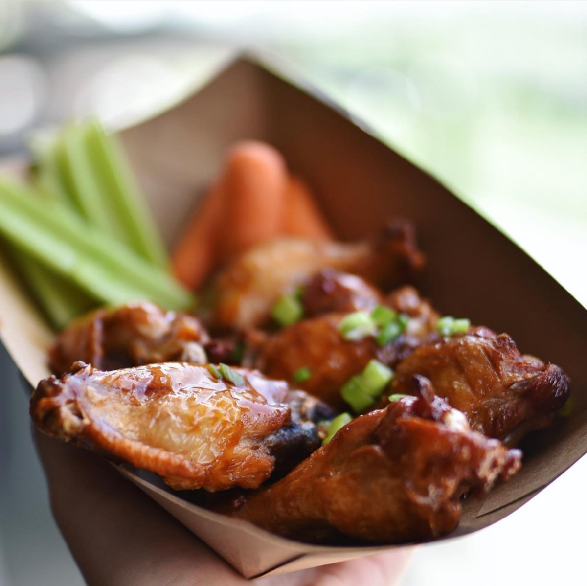 ProofBrewingCo's tweet photo. ๐จ New Flash! ๐จ @properbrewpub is bringing back BOGO wings for dinner service on Mondays! Be sure to follow them for specials and updates.
#proofbrewingco #tallahasseefood #Tallahassee #IHeartTally #tallahasseelocal #properbrewpub https://t.co/Hdq26FowrQ