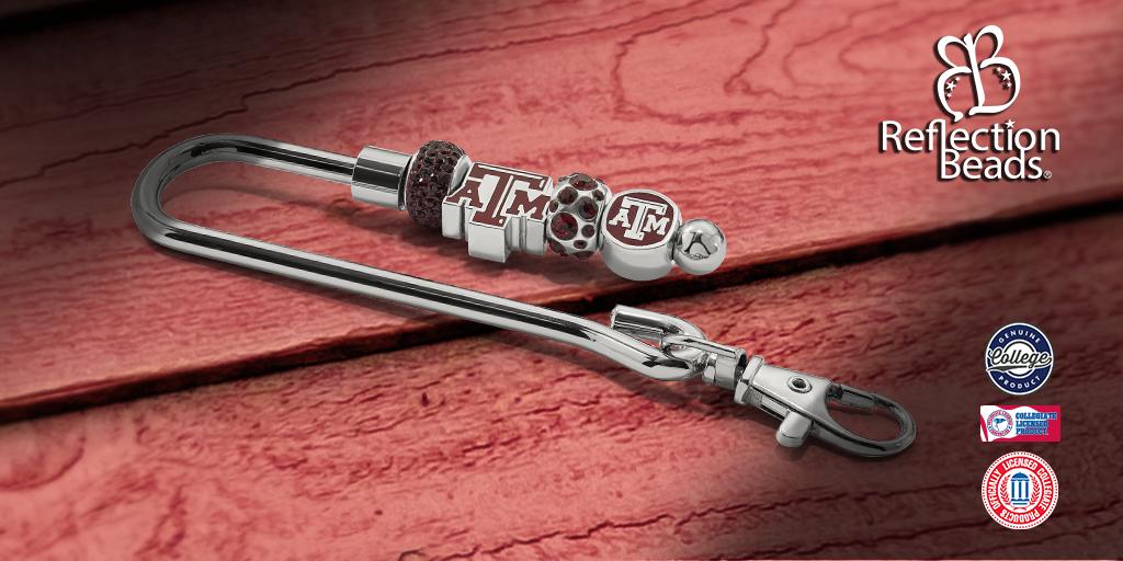 ReflectionBeads's tweet photo. Show your school spirit this fall as your favorite team hits the gridiron with Officially Licensed Collegiate beads and charms. Who is your favorite team? >> https://t.co/bAhxclNYxB #BscktoSchool #TeacherGifts https://t.co/zuJc0NbbsQ