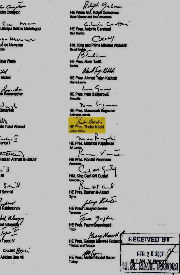 <a href="/PresJGZuma/">Jacob G Zuma</a> Yhuu Baba olunjani lona udaka,Ngumgxobhozo emva kwemvula kaNowa,akhokwandawo yocwezela hayi bayeyela nje,akungcono babeke phantsi kwaKhongolose ukuze umbutho ungadyobheki weyele nalemidlwembe,kusafanele sithathumhlaba wooBawomkhulu iyasibambezela le@AbasikiBebunda <a href="/IsolezweNews/">Isolezwe News</a>