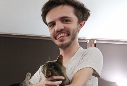 terracid's tweet photo. artiste: tenez vous pouvez prendre mes musiques pour vos outros 🙏
nous: elles sont cools, ça marche
artiste: merci ça m'a ramené du monde
 
Plus tard après avoir signé avec un label

youtube: vidéo claim pour copyright
nous: artiste please retire le claim
artiste: lol osef
nous: https://t.co/wgtittPsJv