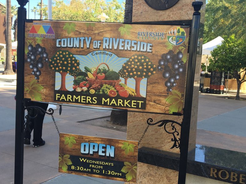 DiscoverRivCa's tweet photo. Come enjoy the farmers’ market in Downtown Riverside every Wednesday rain or shine from 8:30am to 1:30pm located on the corner of Lemon & 10th Street.
#ExploreRiversideTogether #RiversideProud https://t.co/FimwopWoNL