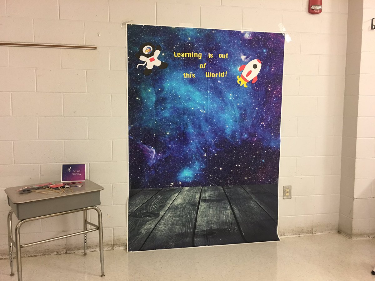amandamv07's tweet photo. We are ready for take off!!! What a great morning here @StpesElem where Learning is out of this World! #STPES https://t.co/AJm6mAE75q