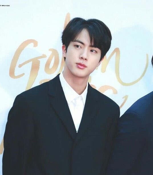 [White-collar criminals lie to him 9 times out of 10, and Seokjin is tired of dealing with greed and dishonesty. They pay well, but what Seokjin really loves is taking pro bono cases (without charge). He believes that everyone, rich or poor, should have access to legal counsel. +