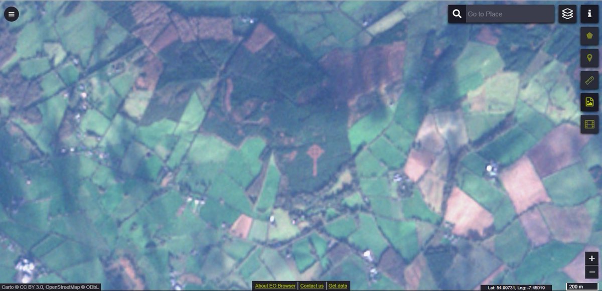 DonegalMaps's tweet photo. @johncreedon Did you know that the #EmeryCross 🇮🇪 can be seen from space? #Sentinel2 #CreedonsAtlas #LoveDonegal https://t.co/kAnF9Ztlhk