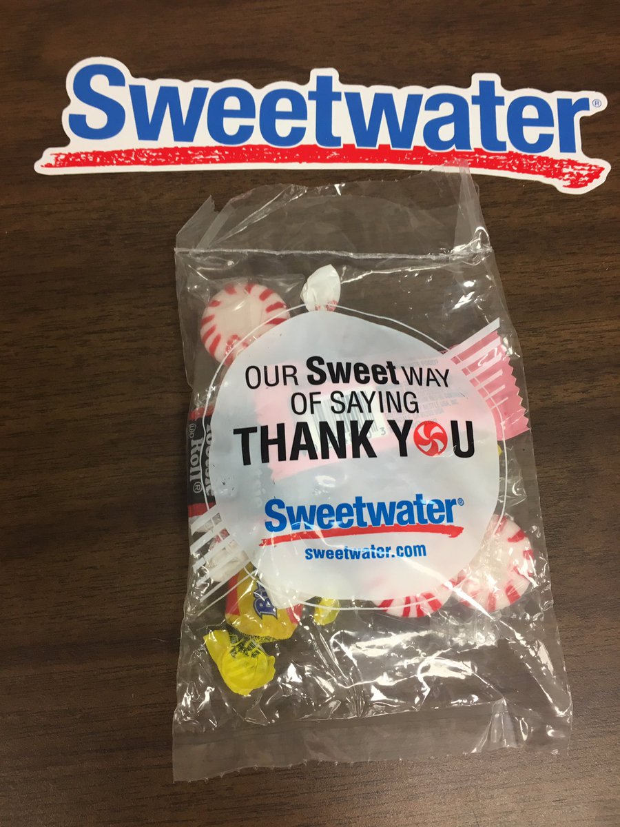 lilismusic's tweet photo. Unpacking #newgear for the new school year and got this! Thanks @SweetwaterSound for the love! My kiddos are going to get to rock out their electric instruments this year! #electricviolins #rockorchestra #WARPStrings https://t.co/GHyqxgQQcZ