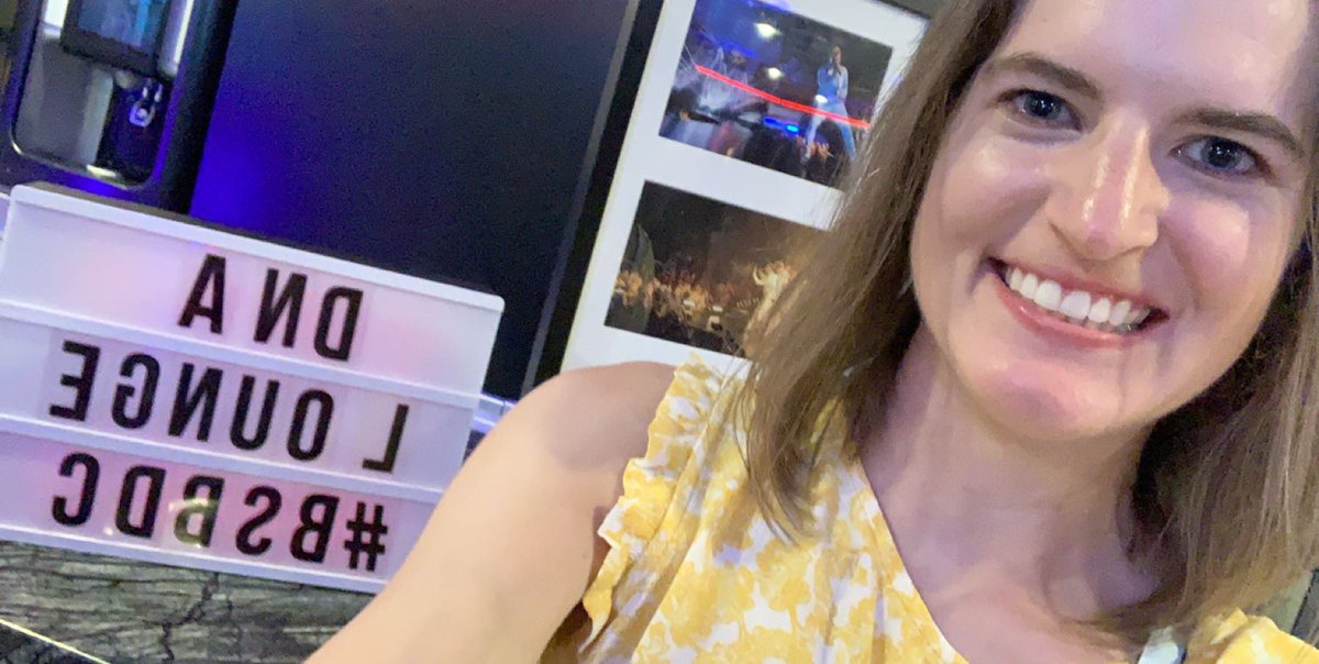 KellyMcNamara8's tweet photo. How has it been a month since the BEST day of my life?! From wanting it for so long to experiencing it for real was ‘Larger Than Life’! Been tweeting from my grave ever since!! Take me  back!  @backstreetboys @nickcarter @aj_mclean @kevinrichardson @brian_littrell @howied #BSBDC https://t.co/OgsGCGgq5r