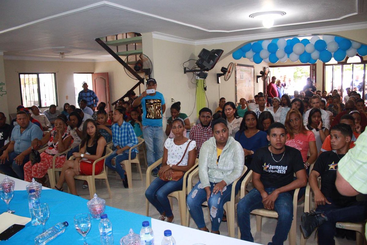 EuclidesLaVega's tweet photo. Esta mañana participamos junto al Ayuntamiento del Distrito Municipal de Rincón, su Director Chepe Bandin y su Presidente Willian Concepción en un merecido Acto de Reconocimientos a Jóvenes Meritorios del Distrito de Rincón. https://t.co/cbClr8Ea4N