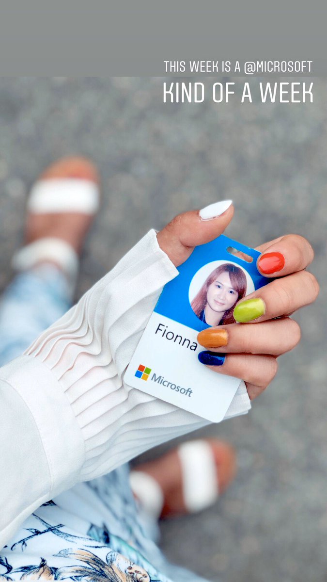 fionnagan's tweet image. You know it’s going to be a great week when your nails match the @microsoft colors! It’s all happening here~~

Lights. Camera. Action! 
🎥💃✨
#microsoftlife #microsofthack #nailsonpoint #💅🏻