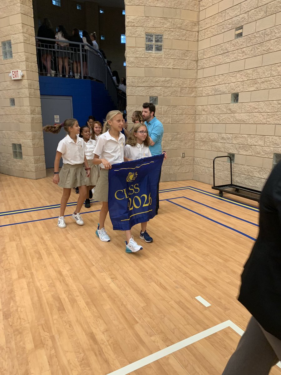 TheMsByrne's tweet photo. First day of school means #AGSOpeningCeremony. It felt great to have all @AGSHurricanes back together and ready to celebrate this year’s theme: all of life is a journey. #thisisAGS #20yearsofags #PackLightly https://t.co/20HORRG9R4