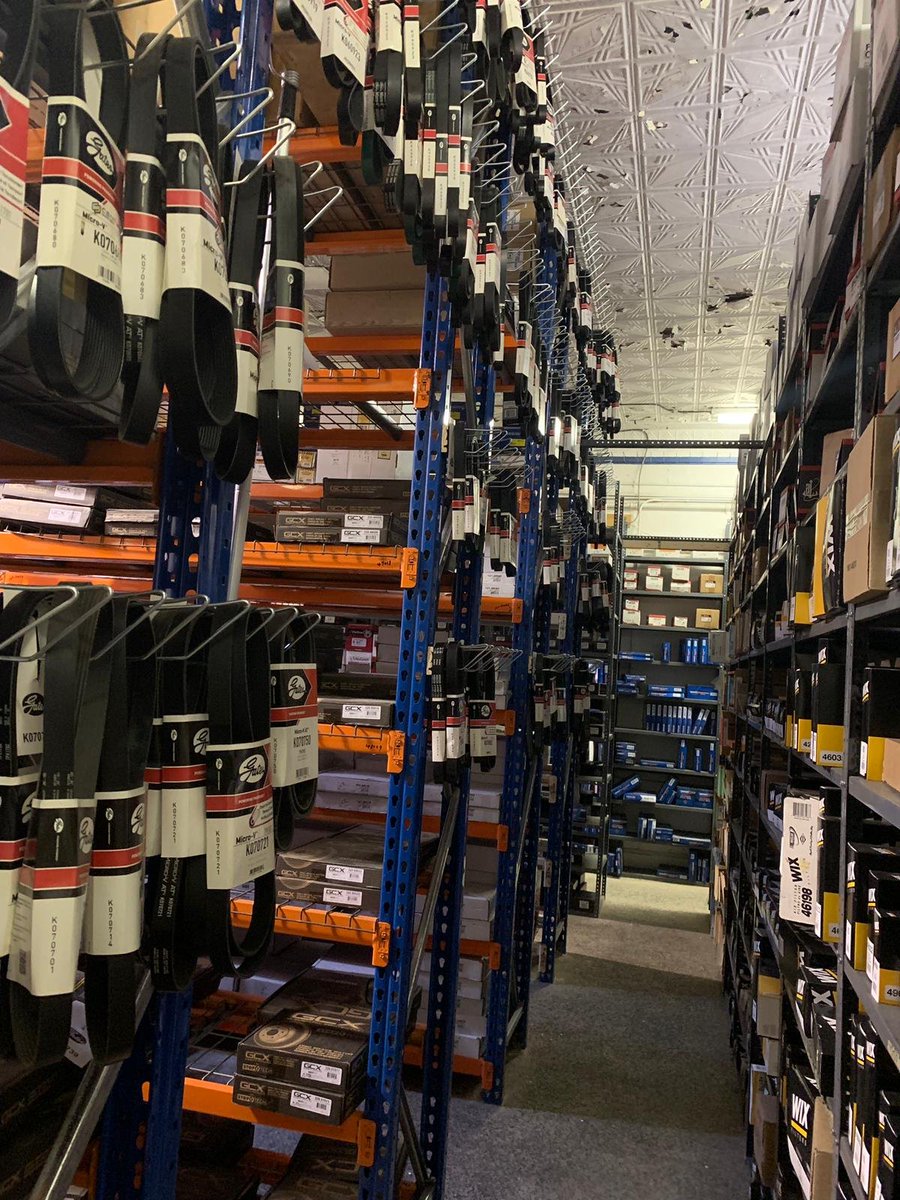 GeneralWorkForc's tweet image. It&apos;s Monday afternoon! A great day to start off strong, just like what our employees are doing at a warehouse! A great start to the week! #Generalworkforce #number1 #staffingsolutions #warehousing #nyc