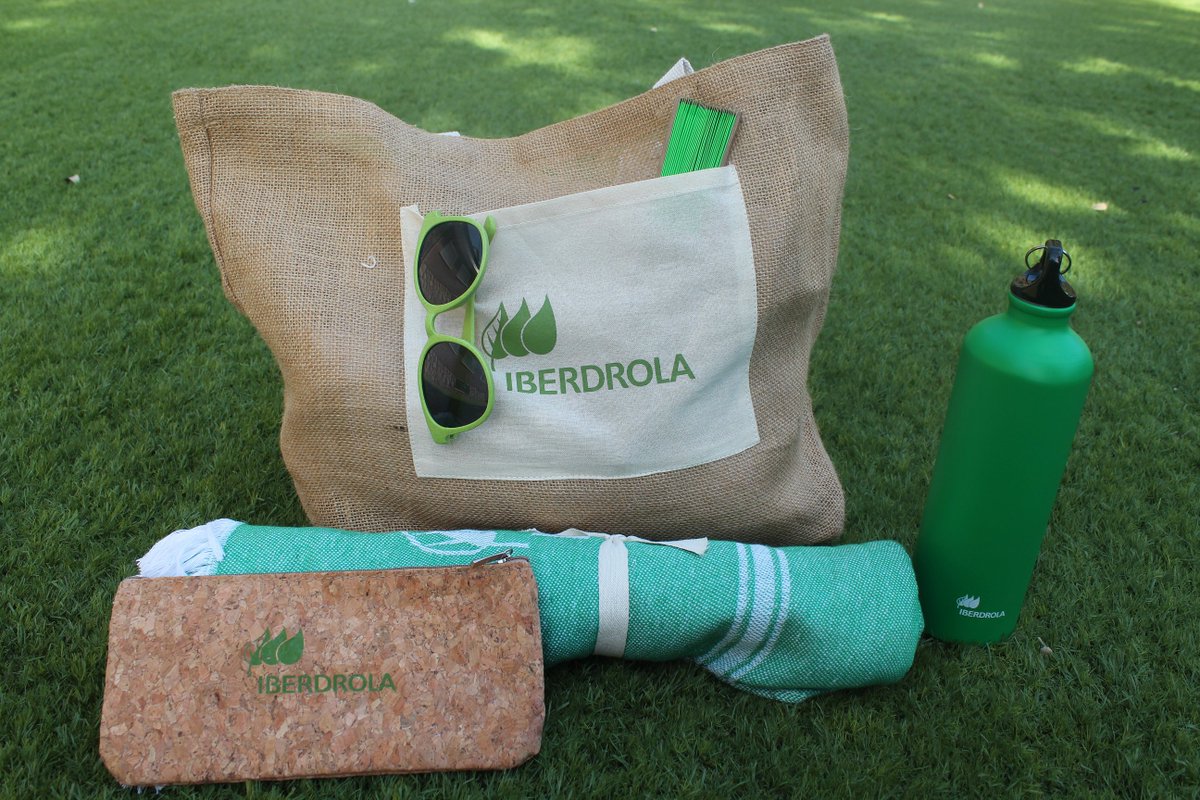 iberdrola's tweet photo. Porque no hay dos sin tres... REGALAMOS otros 10 packs 💯sin plástico 🙏🏼 para seguir disfrutando del verano sin contaminar! ♻⛱😎
🗣Cuéntanos qué haces para tener unas #VacacionesSostenibles
📲 Síguenos
🔁RT este tuit
📌Condiciones: https://t.co/l5J5qucMUT https://t.co/zqYltyIUe9