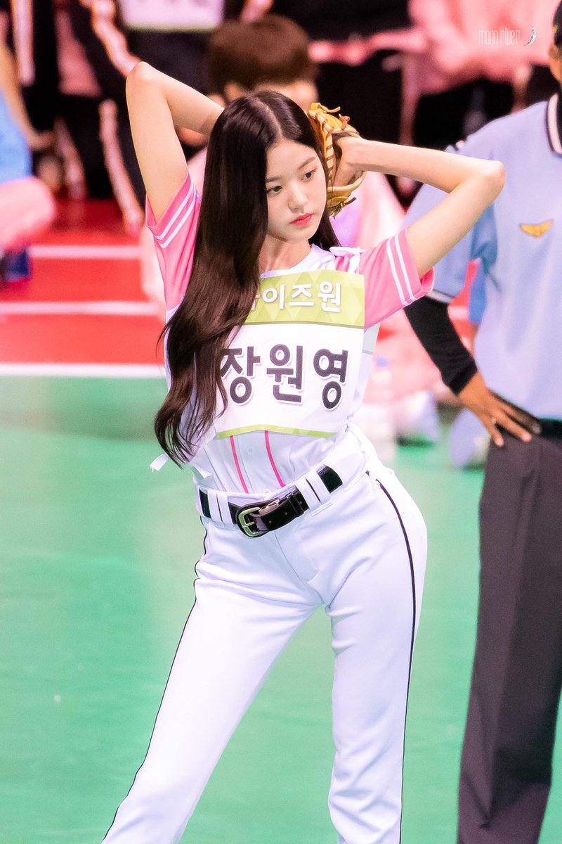 190812 아이즈원 장원영 아육대 

#아이즈원 #IZONE #アイズワン
#장원영 #Wonyoung #ウォニョン
