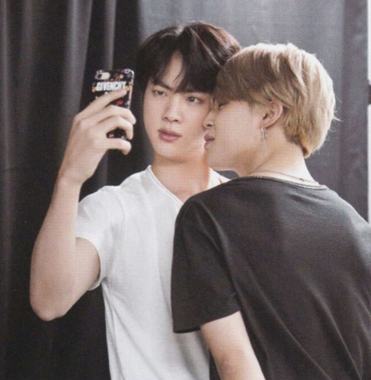 I literally cannot tell if this is edited or not but I want the picture, Jin.