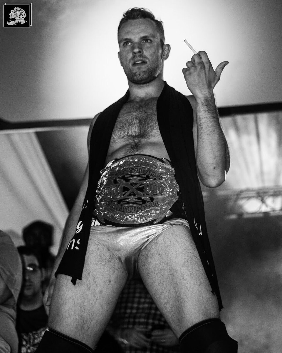 Wrestinshadows's tweet photo. Smokin'
πΈ
@BobbyGunz28
#BobbyGuns
#wXw
#wXwToronto https://t.co/mmJNucIZOO