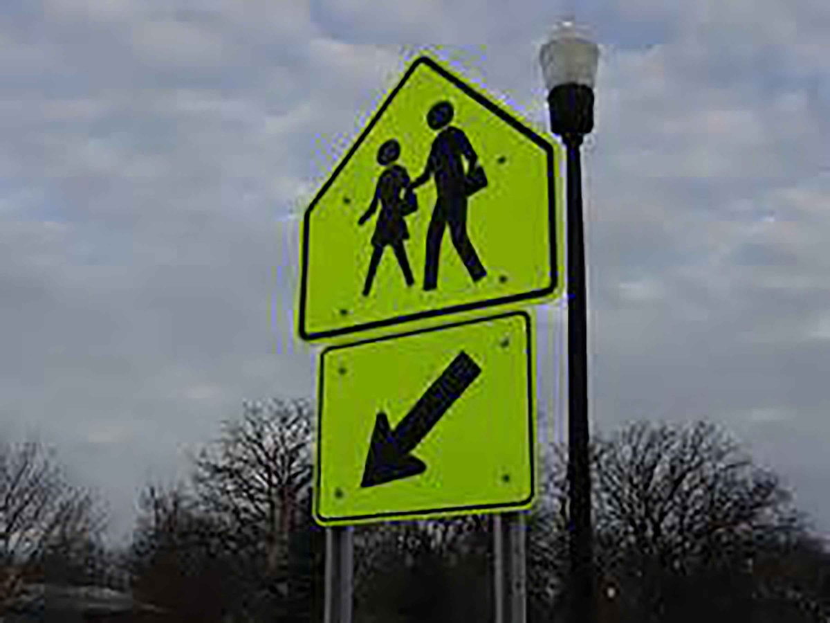OKDOT's tweet photo. BACK TO SCHOOL: Be extra alert to crosswalks and school zones as students head back to the classroom. https://t.co/gID4pY1ptU