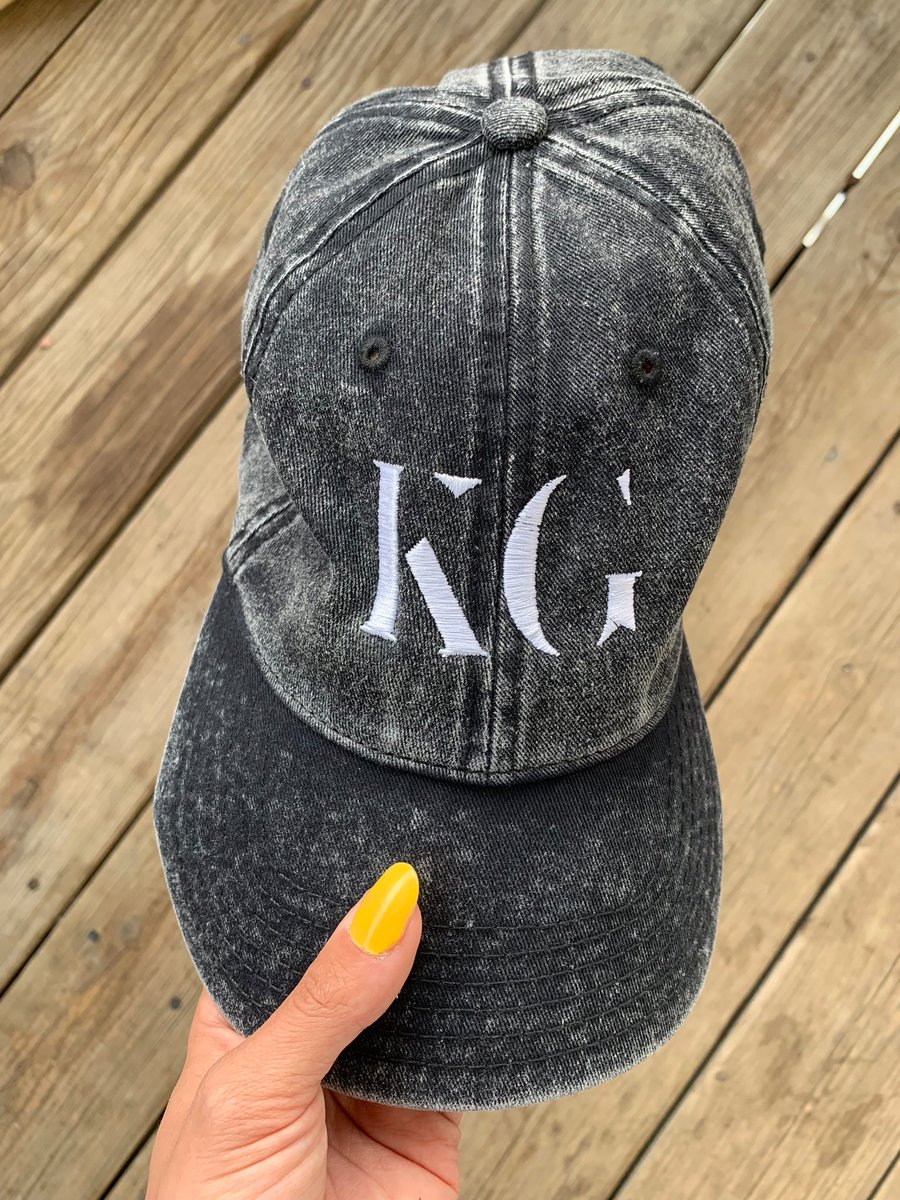 kvi_design's tweet photo. New @kglillian merch 👀🔥
Design by me
Order here: https://t.co/D3X4lO1SRF
#GraphicDesign #newdesign #newlogo #newmerch #kg #kglillian #musican #songwriter #badass #dmfororder #dm #order #merch #instagram #hats #kghats #lookingdope #embroidery #embroidered #logodesign https://t.co/eSUvRbH0Oj