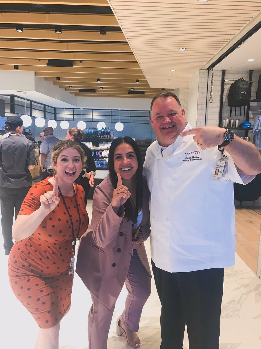 It’s our first day at the new <a href="/AmericanAir/">americanair</a> #HDQ and I won a whole chicken to take home! #onlyinTexas