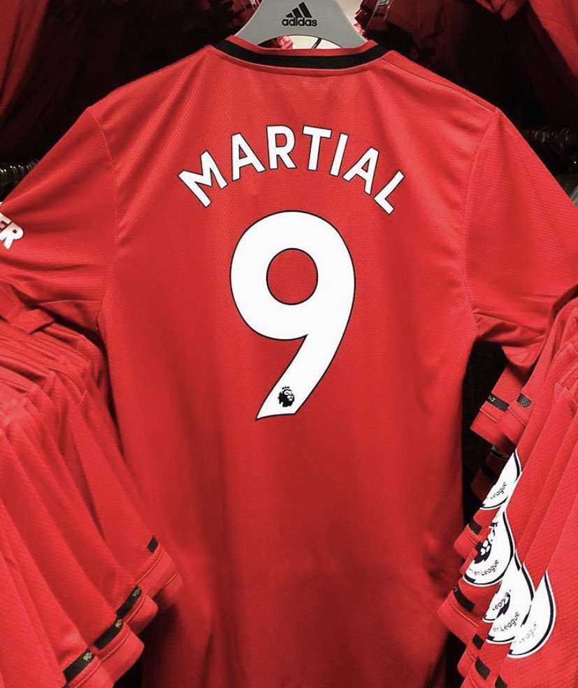 oldwavyfooty's tweet photo. Back to 9οΈβ£
Back on the scoresheet π₯
#Chelsea #MUNCHE #MUFCCFC #MUFCvCFC #MUFC #CHEMUN #ManUtdVsChelsea #ManUVsChelsea #manunitedvschelsea
#ManUtd #MANCHE #ManchesterUnited https://t.co/wNi60wQ5os