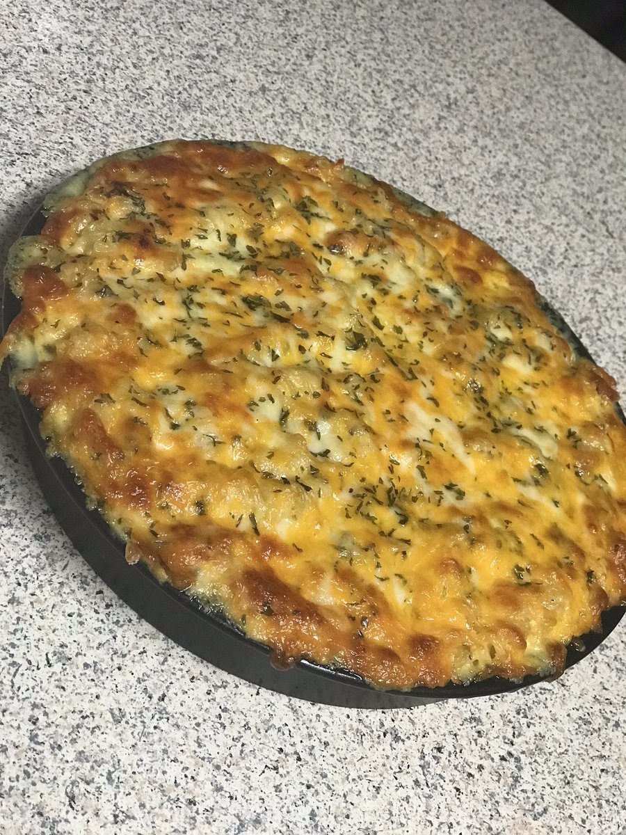 amberjaay_'s tweet photo. Xtra Cheesy Mac π€€ #AmbsKitchen https://t.co/jt0ASAf5uP