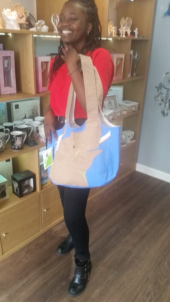 Happy World Elephant Day 💕
Benita loved showing off our Fair Trade World Endangered Species Bags 😍These lovely bags help raise awareness of the world's endangered species. 100% Cotton 
Handprinted and handmade by artisans in India #supportwildlife #FairTrade #sheffieldissuper