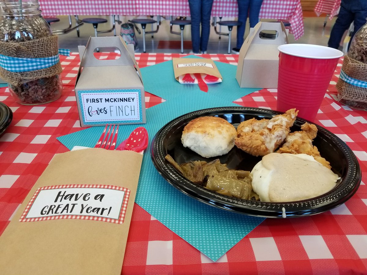jalawrence17's tweet photo. Very thankful and blessed for our lunch!!
#finchfalcons #finchliveskind #firstmckinney https://t.co/vQq0D2WkhJ