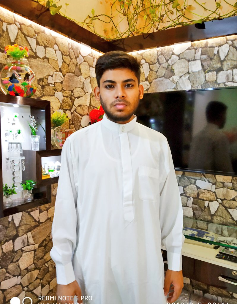 shadab_khokar's tweet photo. Eid Mubarak to All..😊 https://t.co/MHjNVDRyJA