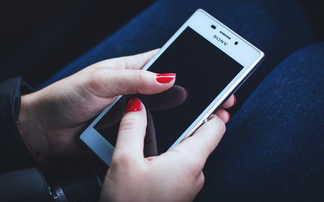 SignalVine's tweet photo. One thing we adore about partnering with #highered institutions is that we get to learn from #textperts out in the field. Karen Serna from @accdistrict shares her knowledge with us in the form of 5 texting best practices. https://t.co/P1L516smtk https://t.co/rd4Jws0gwR