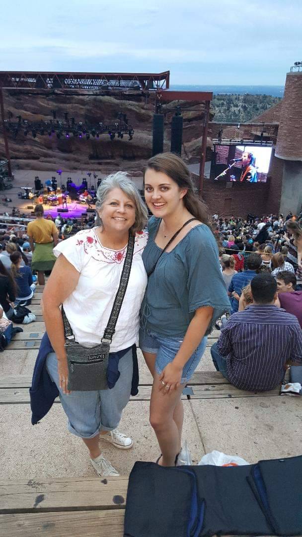 DenverTFW's tweet photo. Congratulations to TFW Denver's July #WarrioroftheMonth, Tracey Robb! She joined a 28-day challenge in Jan. 2016. Since then, she's lost and kept off more than 50 lbs and experienced sustainable success. Read more about Tracey's TFW journey here, https://t.co/9KY7DTiCcC. https://t.co/m69xOCEUTG