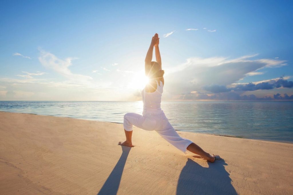 Itsamazing40's tweet photo. Yoga after 40? 10 Reasons to Starting Today https://t.co/yFjcD95lXW https://t.co/MqDmHM3aEu
