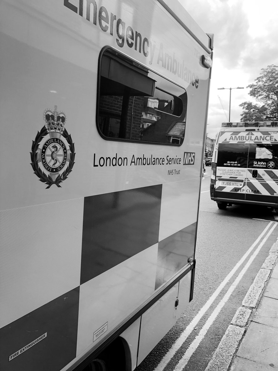 _ClaireMcGinley's tweet photo. Productive rainy day doing all things admission avoiding like MDT bossssessss 💪🏻💪🏻💪🏻Thank you Alex&amp; (shy 😉)Sam @Ldn_Ambulance for making today another awesome shift 🚑🏥🏘 #greenongreen #oneshiftleft 🙁 @GrossLyann @camden_ccg @IslingtonCCG thank you 👏🏻 https://t.co/LV3ygmnYRE