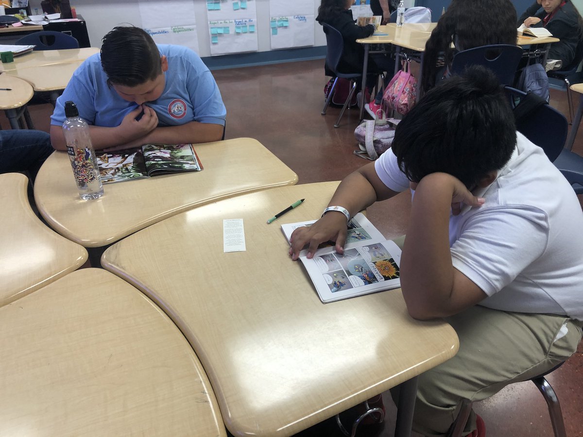imendez_UTHS's tweet photo. Our @Socorro_Middle Bulldogs know that #ReadersAreLeaders ππΌπΎ π Thank you to @aportillo_SMS for ensuring your Bulldog Academy focuses on #SelfSelected texts to promote fluency! πππΌ #TeamSISD https://t.co/kH7uDFfvfr