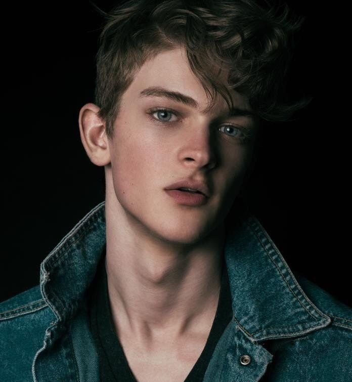 likehandsomeme's tweet photo. #잘생긴_남자모델

Akiva miller (아키바 밀러) https://t.co/Gv9MvFPOyV