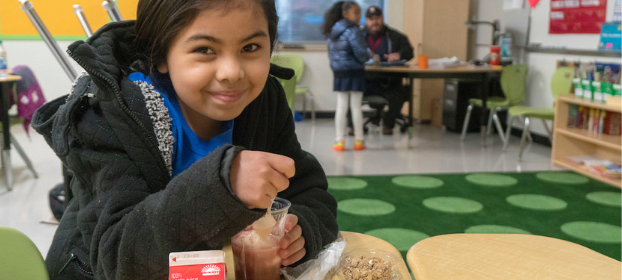 HoustonISD's tweet photo. #HISD to provide breakfast, lunch and dinner to all students at no charge for 2019-2020 school year, thanks to @USDA’s Food and Nutrition Service Community Eligibility Provision. https://t.co/OJjCuDZ5dY #HISDEmpowers https://t.co/tigiLjq4jk