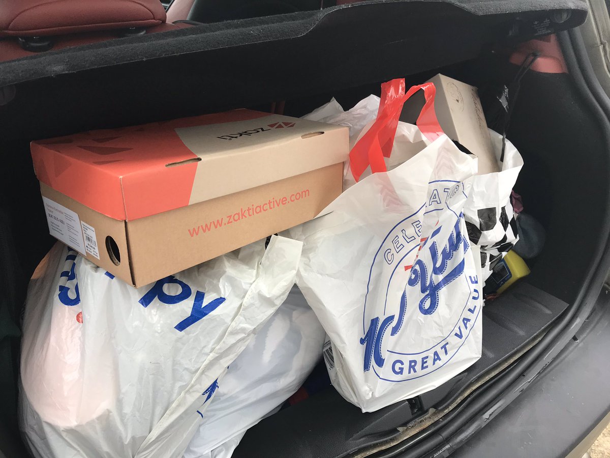 FluffyRona's tweet image. Morning clear out 12/8/19 #aphotoaday #1307 #bootload