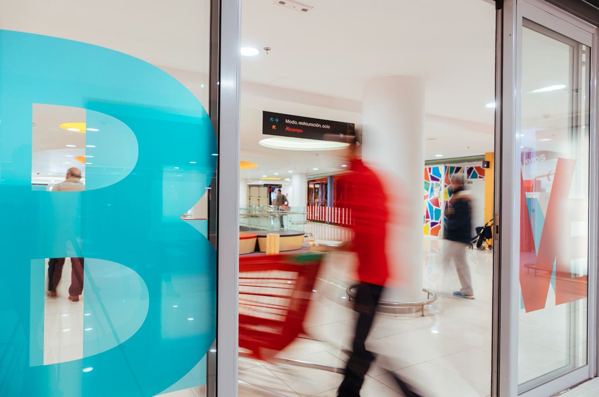 ArbikPro's tweet photo. 💡 La consultora en #Neuromarketing Alexia de la Morena opina que para que los Centros Comerciales puedan influir en la decisión de compra, es esencial la estimulación a través del marketing multisensorial.

Y en esto, el #diseño y la #arquitectura tienen un papel fundamental... https://t.co/S3VKWJyBbj