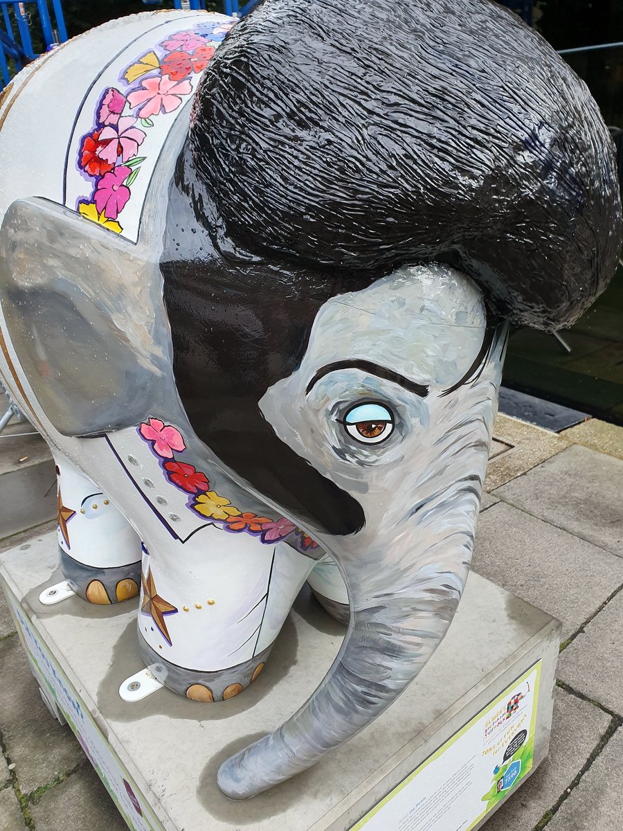 WalkPub's tweet photo. Well well #willistowerwatson the #King is here #Elphis #ElmerSuffolk19 https://t.co/YdHxoc0tVk