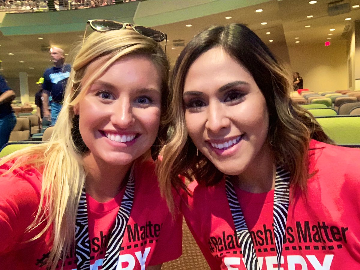 MsKarpiuk's tweet photo. Ready to kick off this school year!! #KleinFamily @ZwinkKISD @MetzlerKISD https://t.co/Ox4BzTdXaW