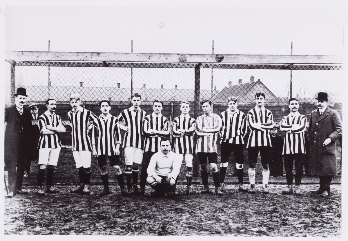 Maarten van Riel tweet media