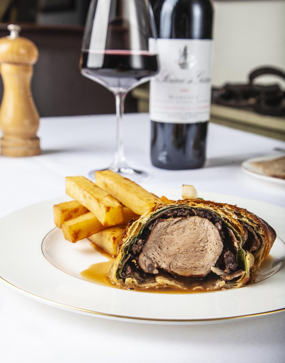 The making of a mouth-watering beef wellington! 😍

Served with… 
delicious thick-cut chips, fresh garden peas and carrots.

#wensleydale #food #beef