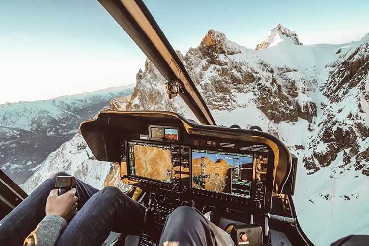 GarminAviation's tweet photo. Get more out of the view with #SyntheticVision. #G1000H 

📷: iflyheli | @BellFlight 505 https://t.co/w2p5WhiMY1