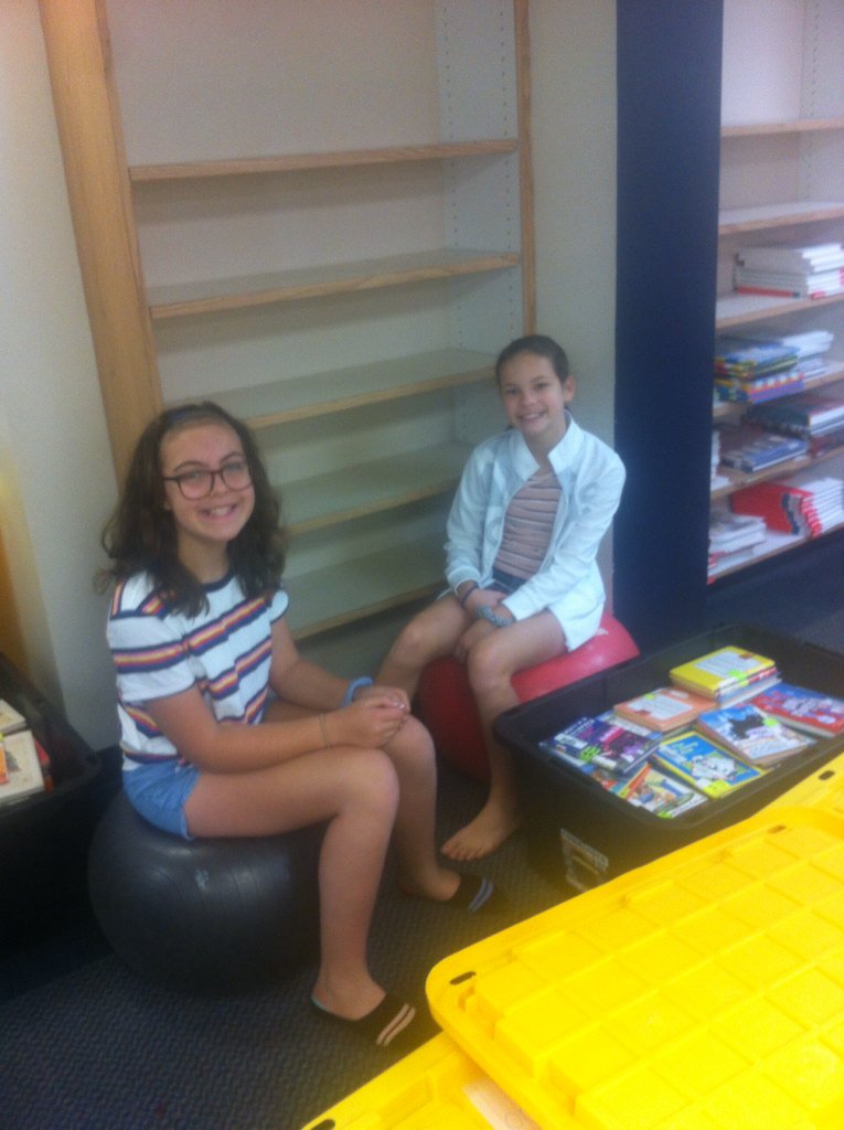 donutbullyky's tweet photo. Library leaders! https://t.co/o0fyGDK97N